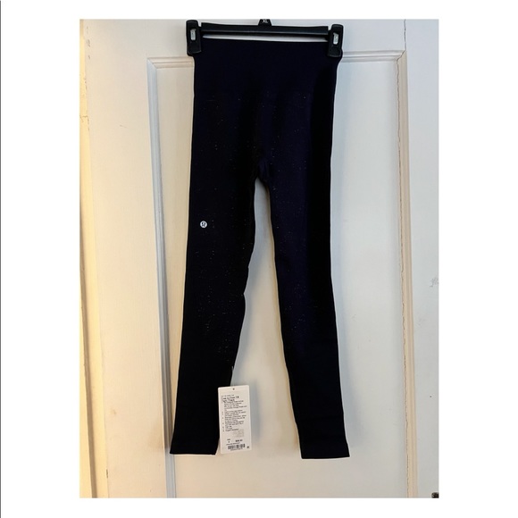 2 pairs of seamless lulu lemon leggings!!! - Picture 2 of 2